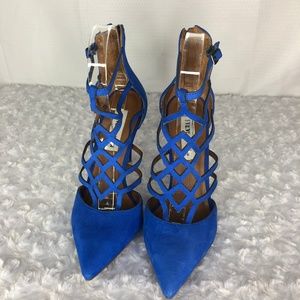 Steve Madden Sonillo Suede   - Gently Used